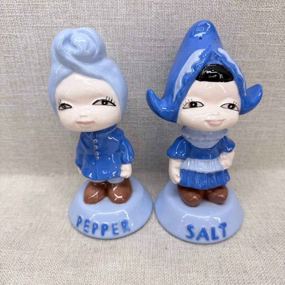 Vintage Ceramique du Boulevard Dutch Boy Girl Salt Pepper Shakers Blue Ceramic